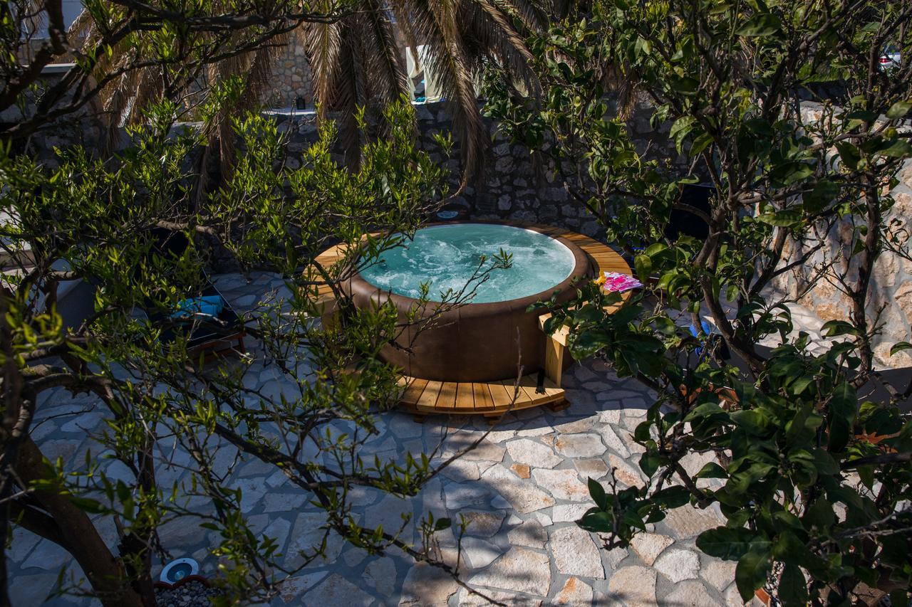 Villa Diamond مْليني المظهر الخارجي الصورة
