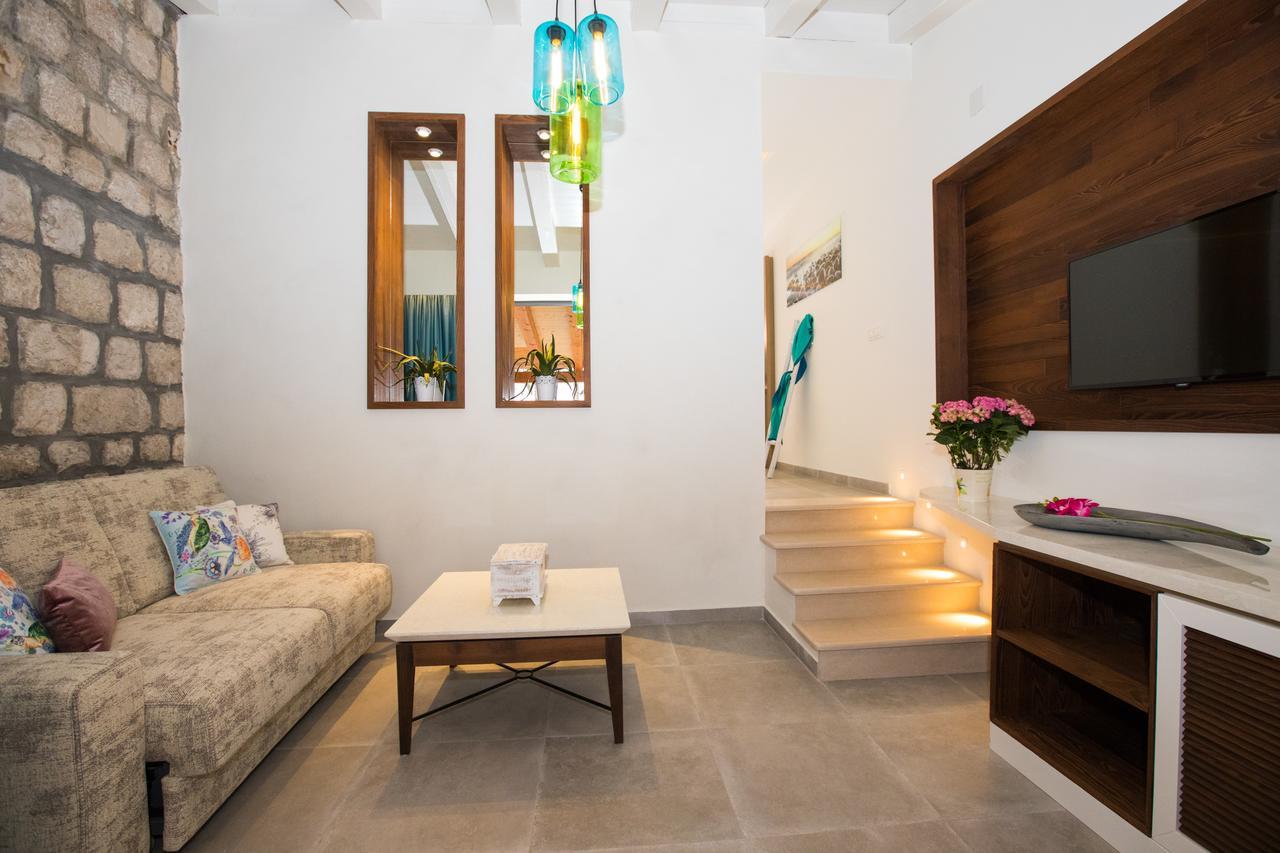 Villa Diamond مْليني المظهر الخارجي الصورة