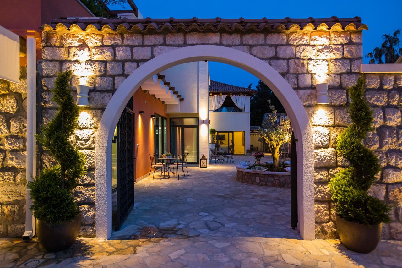 Villa Diamond مْليني المظهر الخارجي الصورة